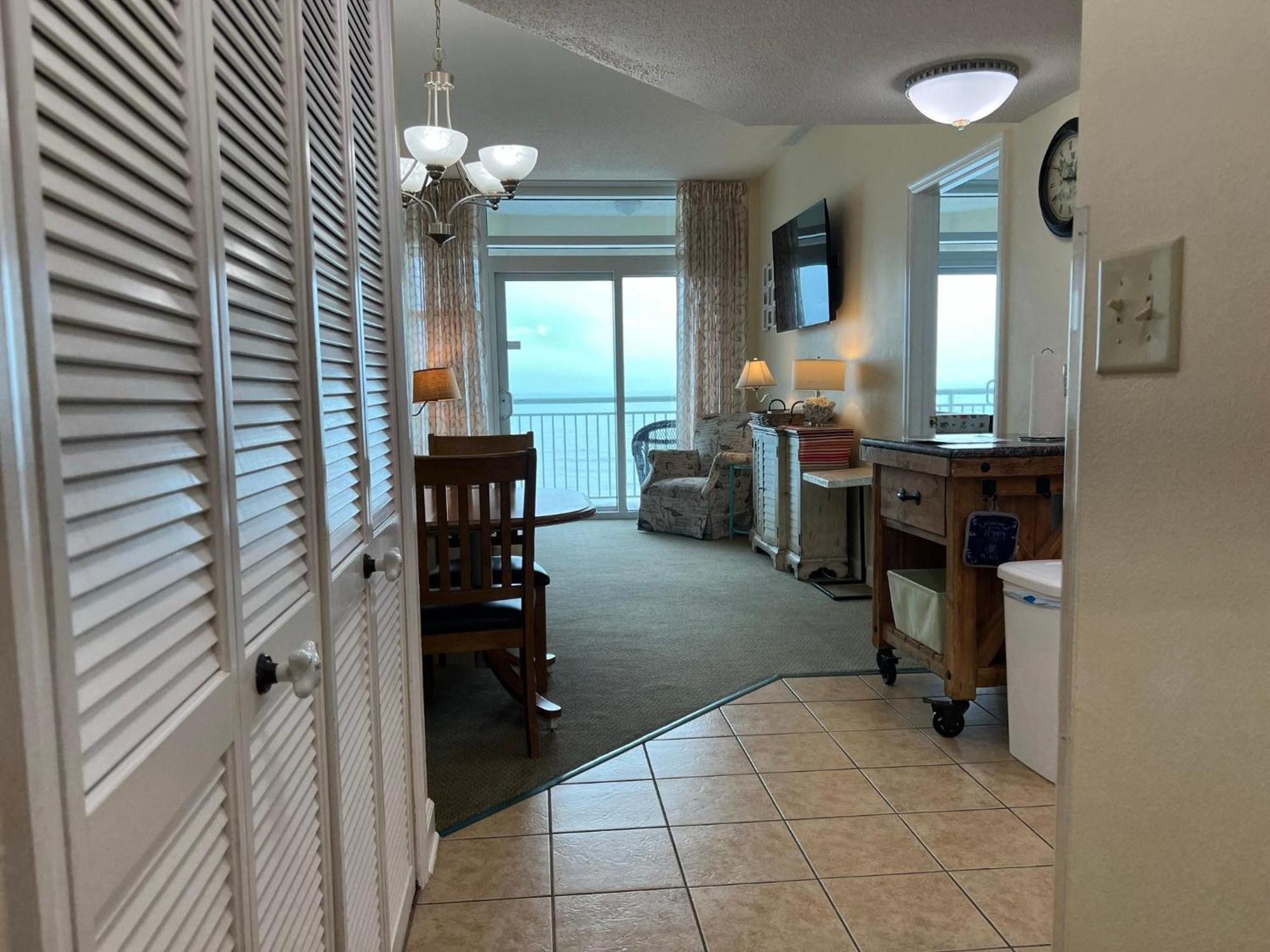 2501 S Ocean Blvd, 0811 - Ocean Front Sleeps 6 Villa Myrtle Beach Exteriör bild